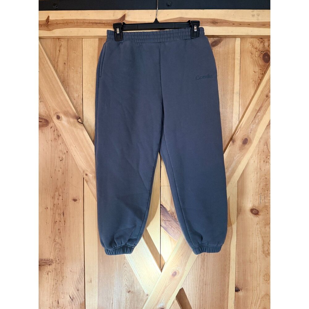 Comfrt Youth Size M Charcoal Fleece Cuffed Sweatpants Embroidered Logo Joggers